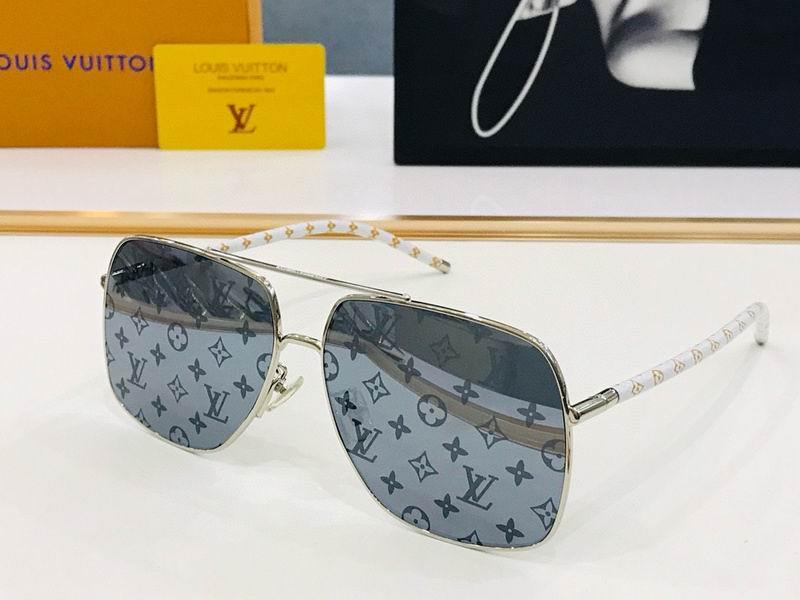 LV Sunglasses 588